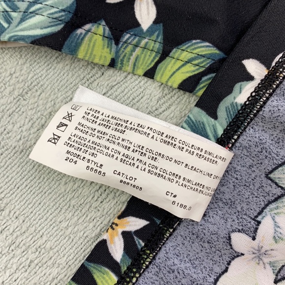 Vintage Fit system two piece floral bikini - Picture 7 of 7